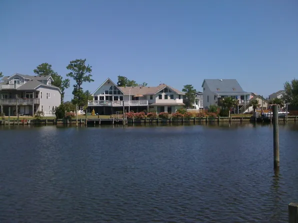 233 Eagle Lndg, Kill Devil Hills, NC 27949