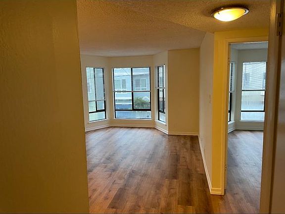 4th image of 153 Blake St APT 1