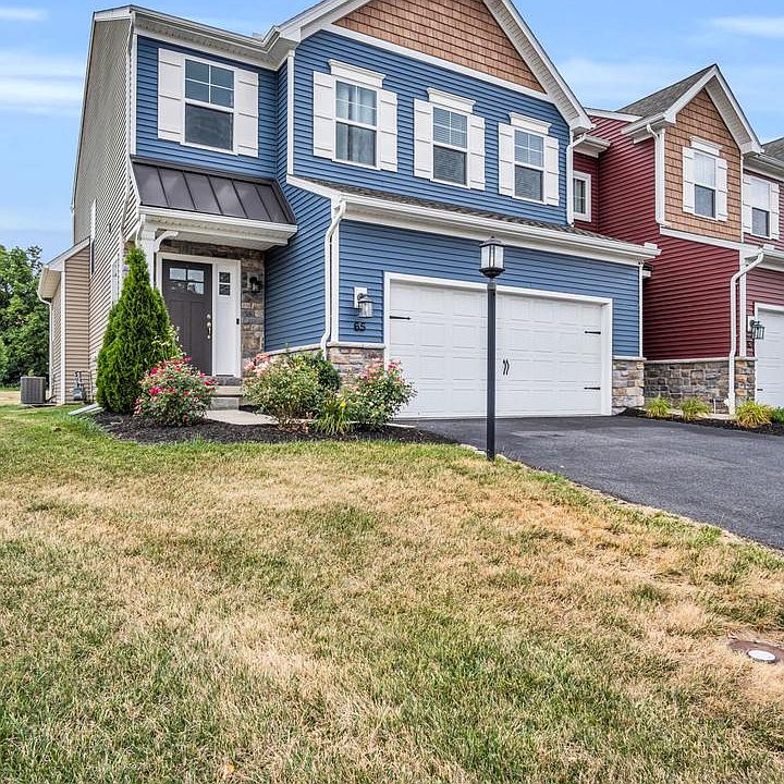1st image of 65 Simon Ct