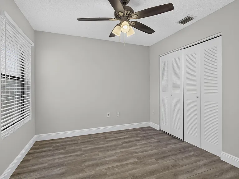 12708 Shoreline Dr #F — Photo 18