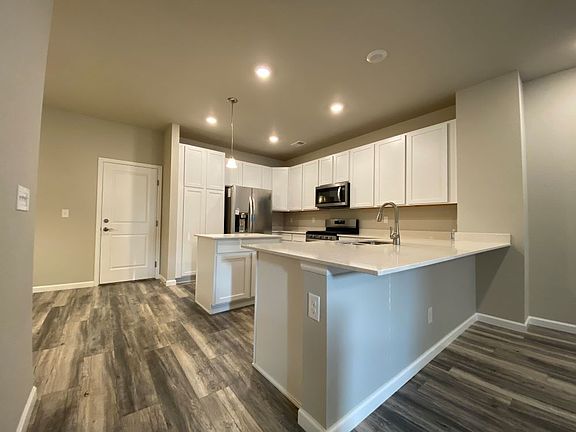 4th image of 14853 E Belleview Dr