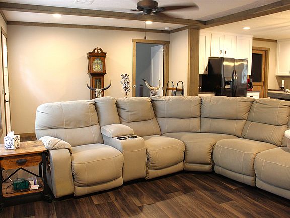 4th image of 4710 Ariola Ln