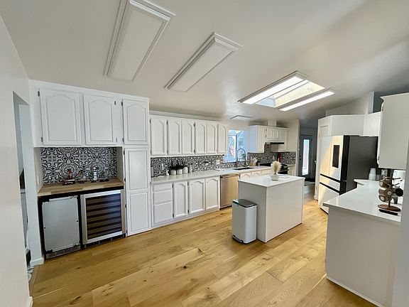 4th image of 13 Coventry Way