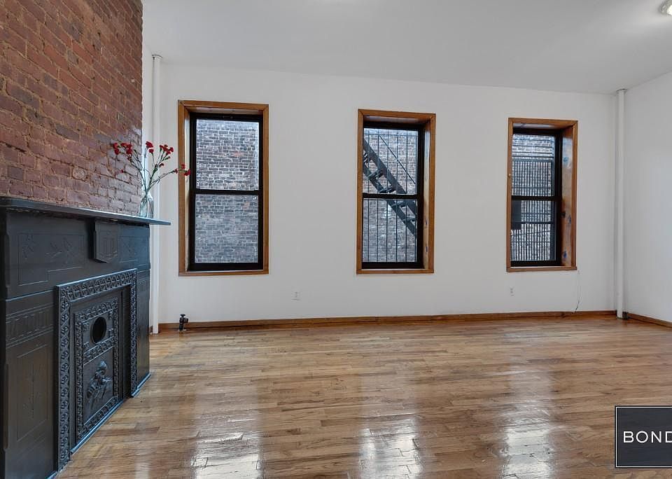 1st image of 985 Amsterdam Ave APT 4B