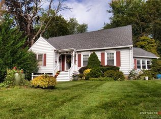 11 Bailey Ave, Wallingford, CT 06492