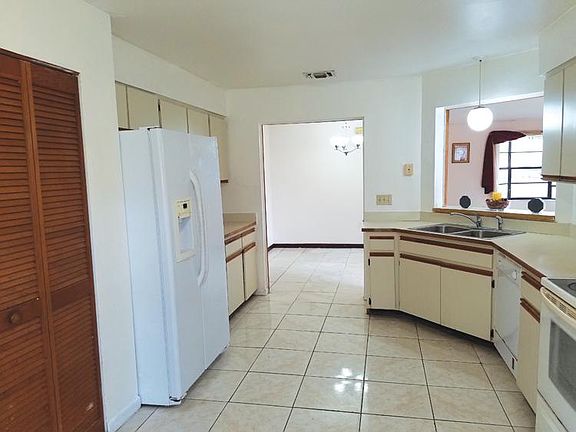 4th image of 1190 Kevitt Ct SE