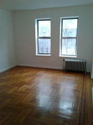 Rented by Arena Real Estate | media 6