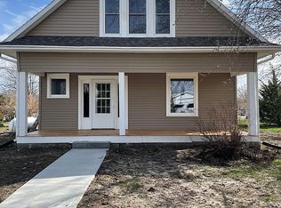 225 Cameron St, Ceresco, NE 68017