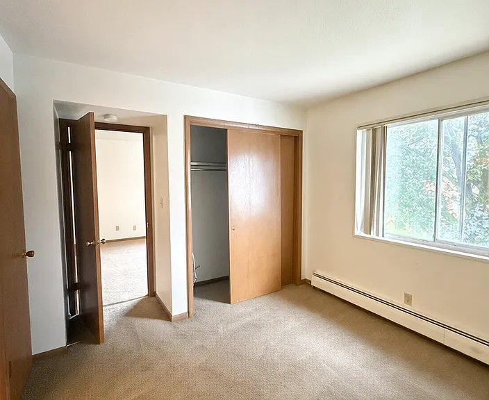 475 5th Ave #8 — Photo 5