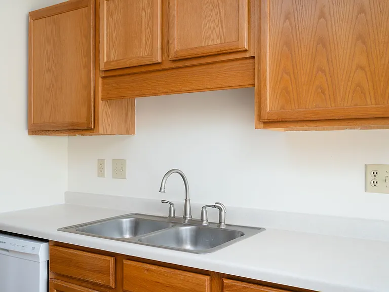 Brookstone Townhomes — Photo 7