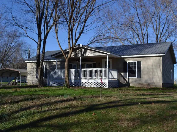 5863 E Cooper Dr, Monticello, IN 47960