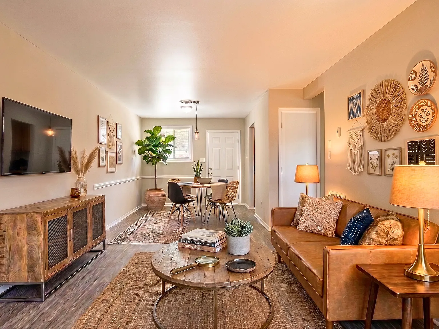 4 bed, 1154 sqft, $1,399 — Photo 1