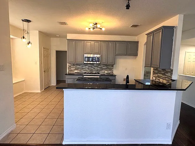 Kitchen & Nook