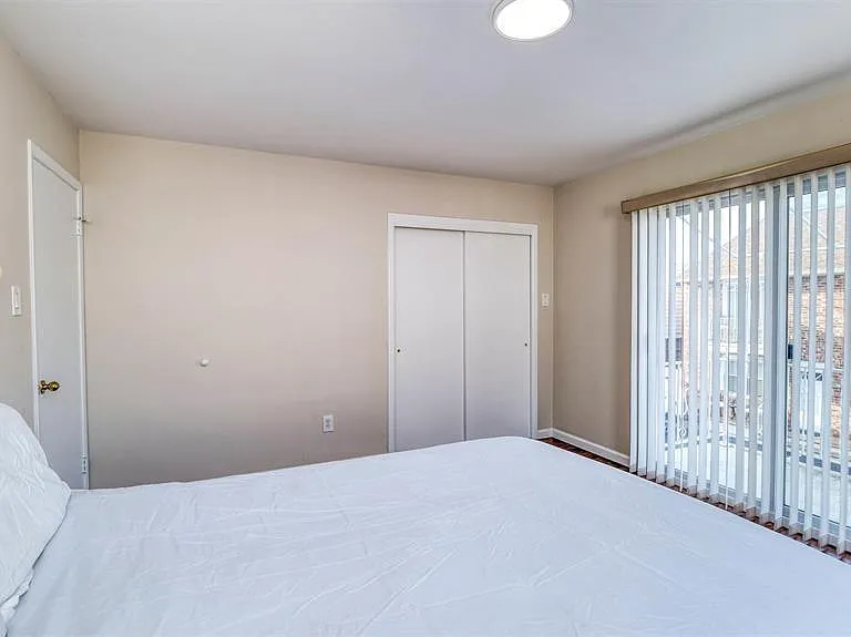 9709 Monmouth Ave #C2 — Photo 14
