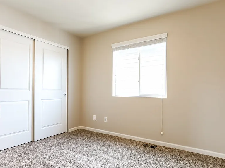 7649 Blue Water Dr — Photo 15