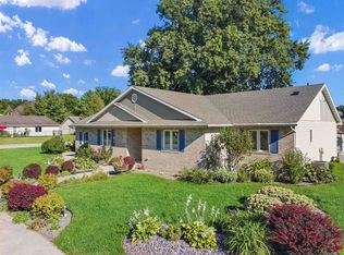 805 Hawthorne Ave, Janesville, WI 53545