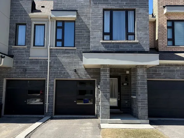 60 Sailors Lndg, Clarington, ON L1C 7G4