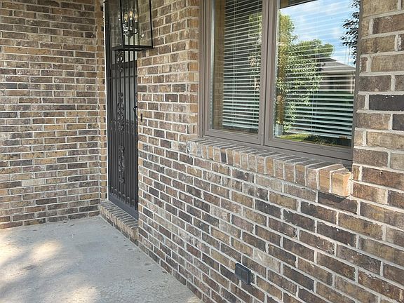 5th image of 412 Penrod Pl