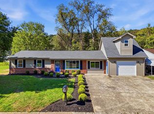 30 Steiner Blvd, Barboursville, WV 25504