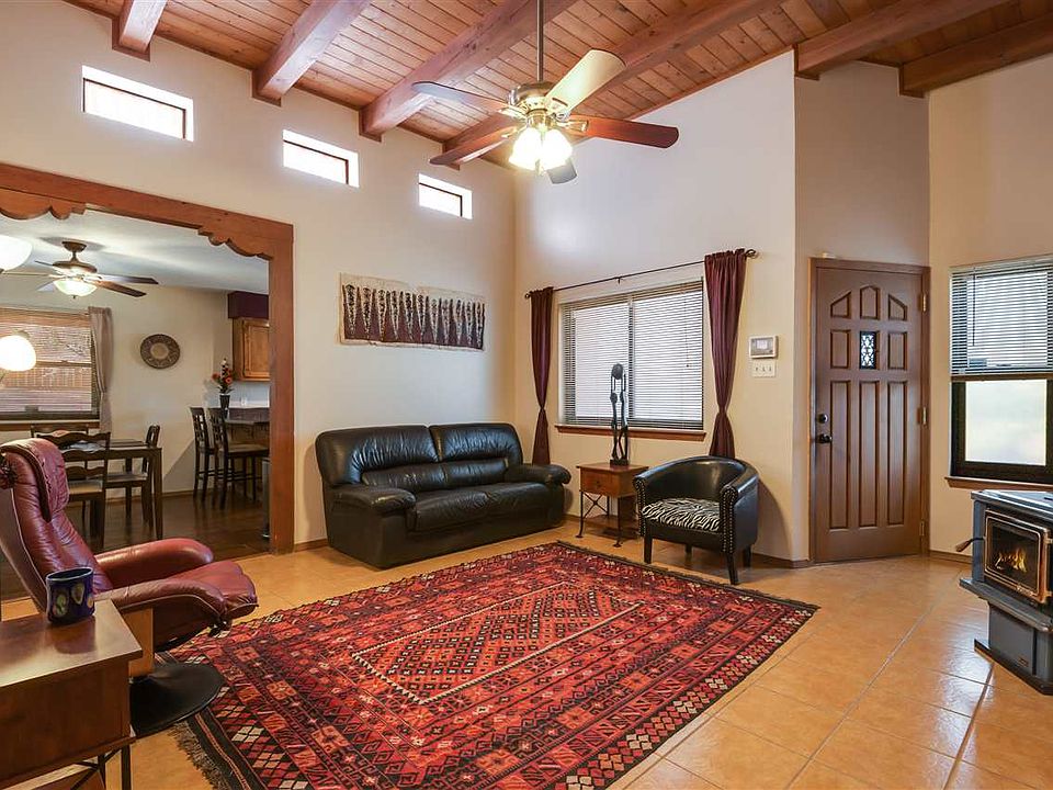 1st image of 1061 Calle Carmilita