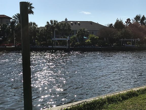5th image of 4729 Marina Dr