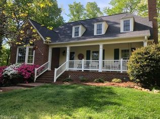 352 Carriage Ln, Asheboro, NC 27205