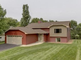 910 Northwood Dr, Delano, MN 55328