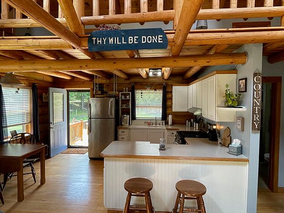 4th image of 11999 Cabin Ln