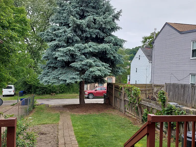 4790 Yew St — Photo 10