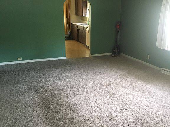 3rd image of 524 Lexington St