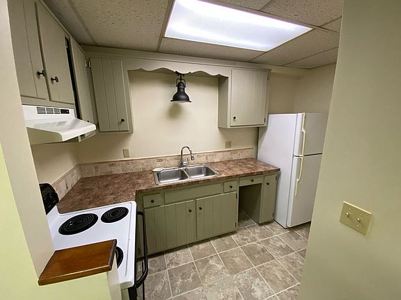 3rd image of 8023 Main St APT A