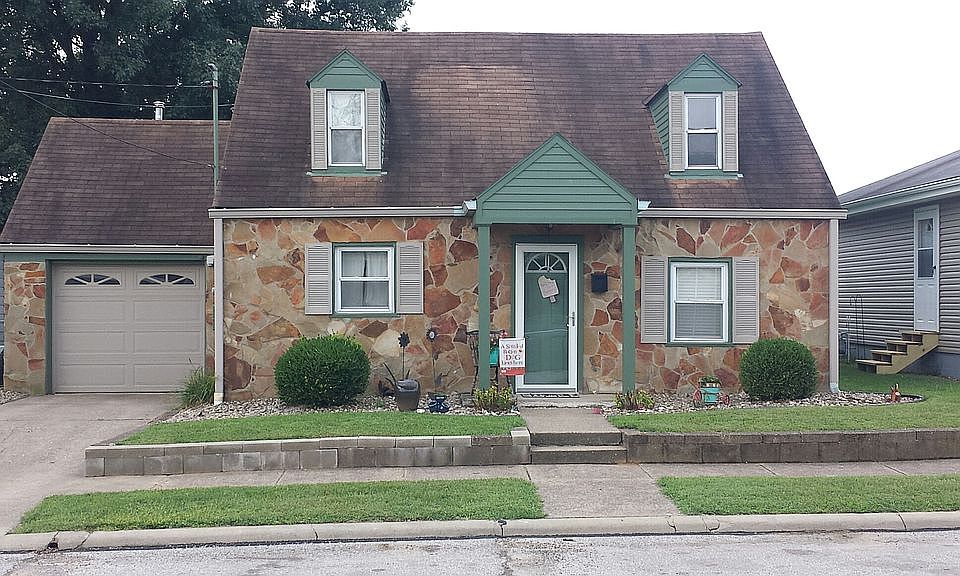 1st image of 1320 39th St