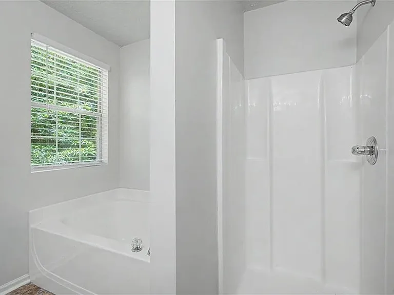 488 Barclay Ct — Photo 19