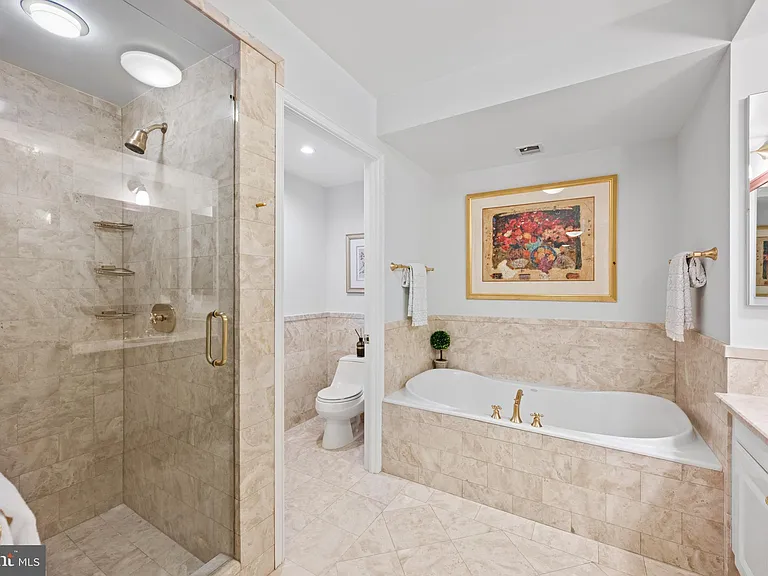 1155 23rd St NW #6C — Photo 21