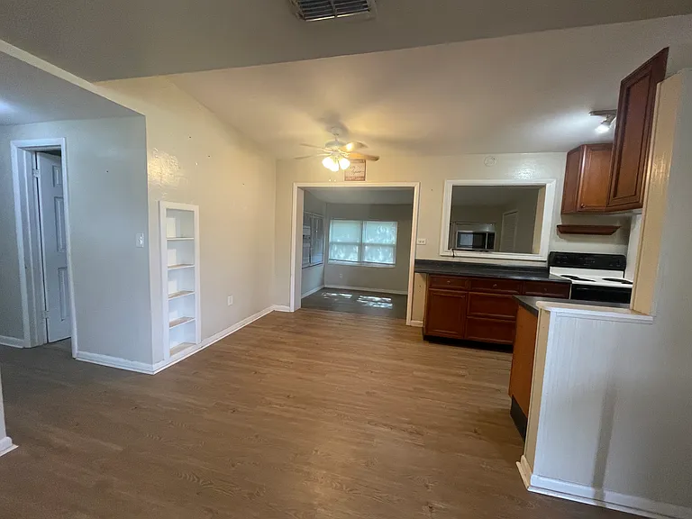 3360 Easy St — Photo 3