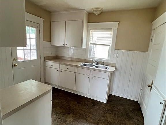 2nd image of 2340 5th Ct