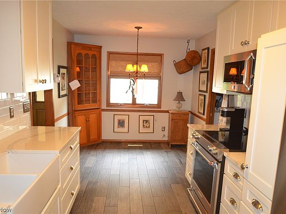 3rd image of 11216 Blodgett Creek Trl
