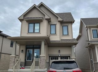 12 Brighton Ln, Thorold, ON L2V 0J8