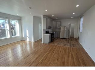 4356 W Fullerton Ave #2W, Chicago, IL 60639
