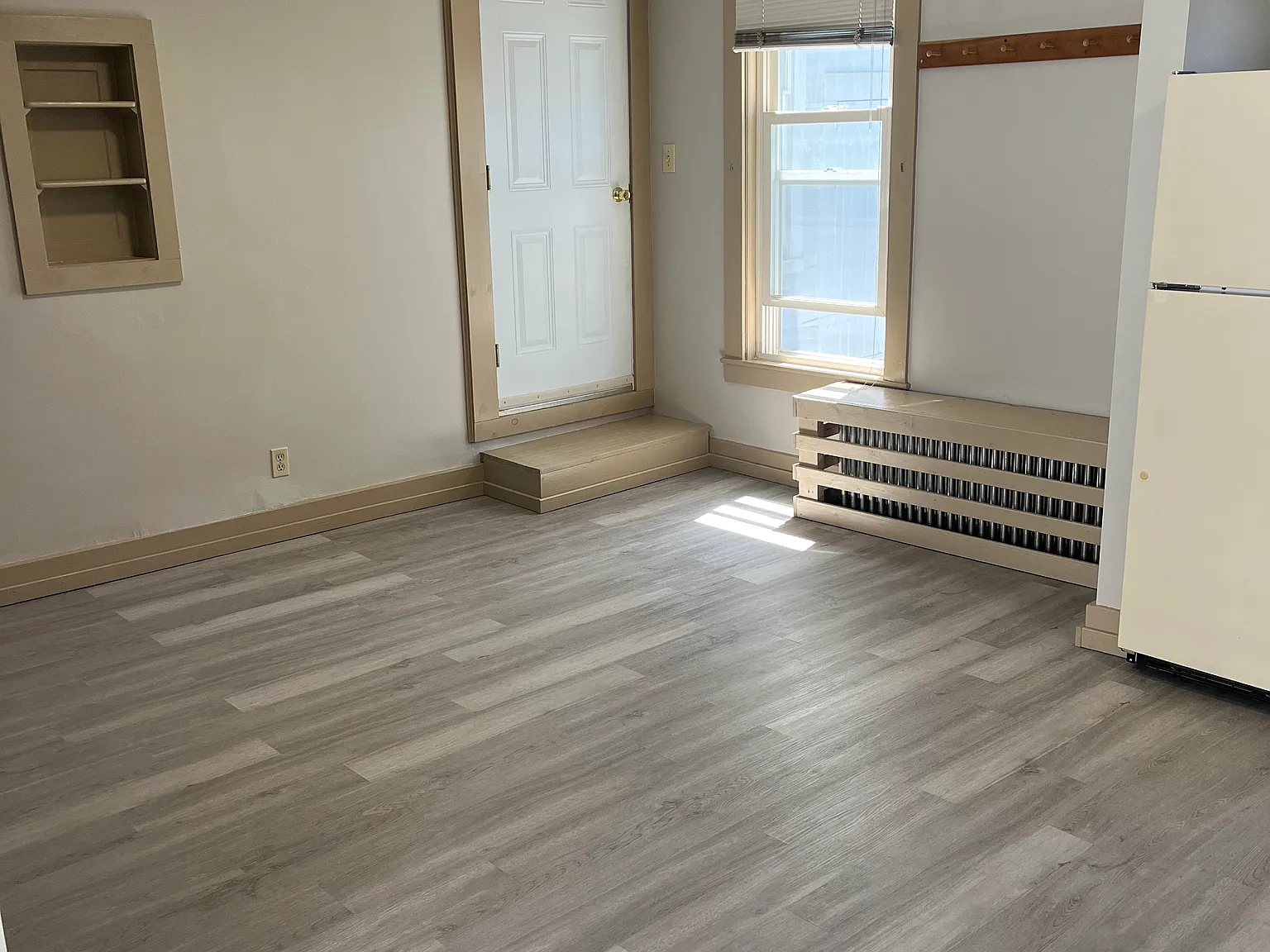 2 bed, $2,000 — Photo 3