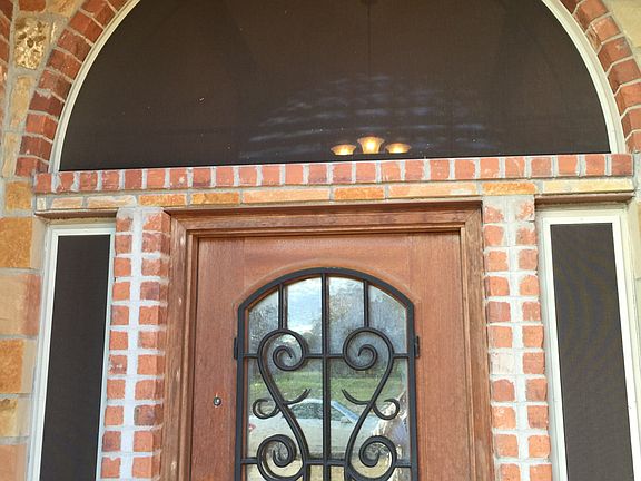 4th image of 1106 Red Leaf Dr