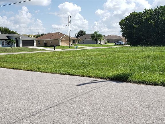 4th image of 2501 SW 23rd Place Cpe
