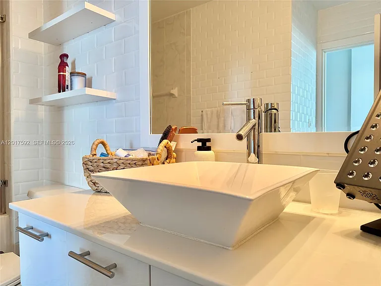 133 NE 2nd Ave #3501 — Photo 25
