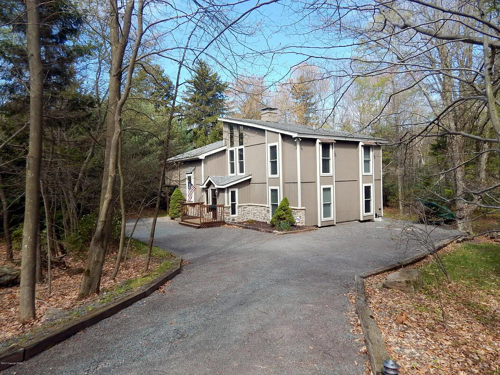 339 Miller Dr photo 1