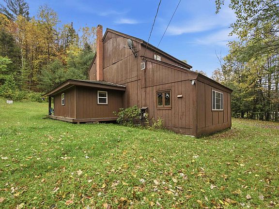 4th image of 340 Willey Hill Road