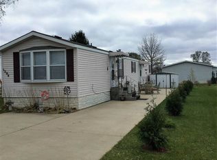 1204 Spring Cir, Belvidere, IL 61008