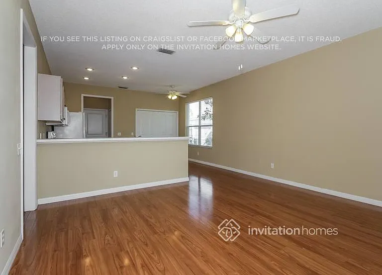 362 Fareham Dr — Photo 6