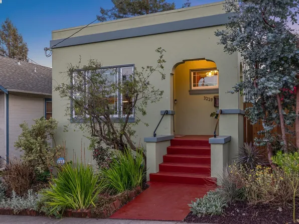 3229 Deering St, Oakland, CA 94601