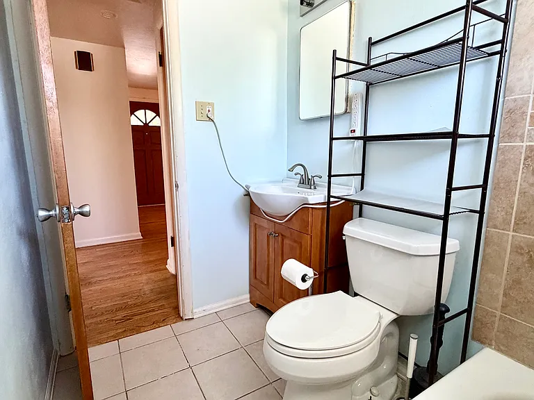 Upstairs bathroom