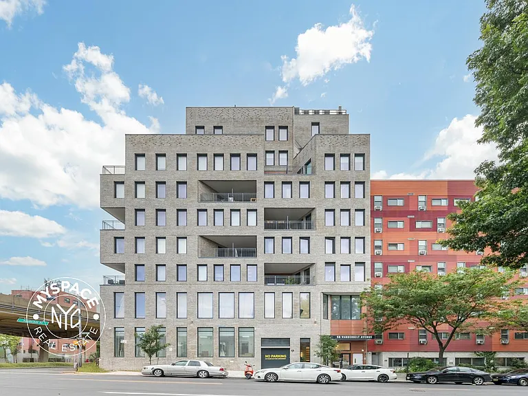 58 Vanderbilt Ave #10M — Photo 22